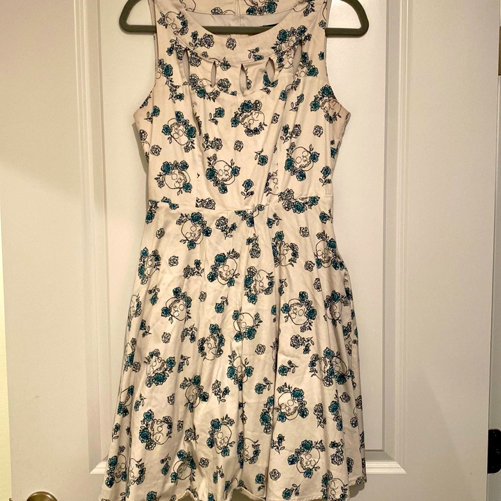 Hot Topic flowery skull dress